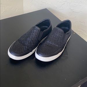 Vince black leather shoes